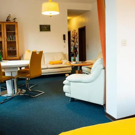 Familienfreundliche, Komfortable Ferienwohnung Mit Garten Apartment *